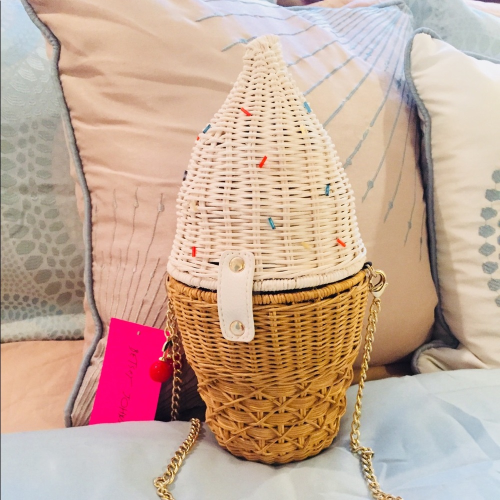 On Sale 💝 Betsey Johnson Ice Cream Cone Crossbody